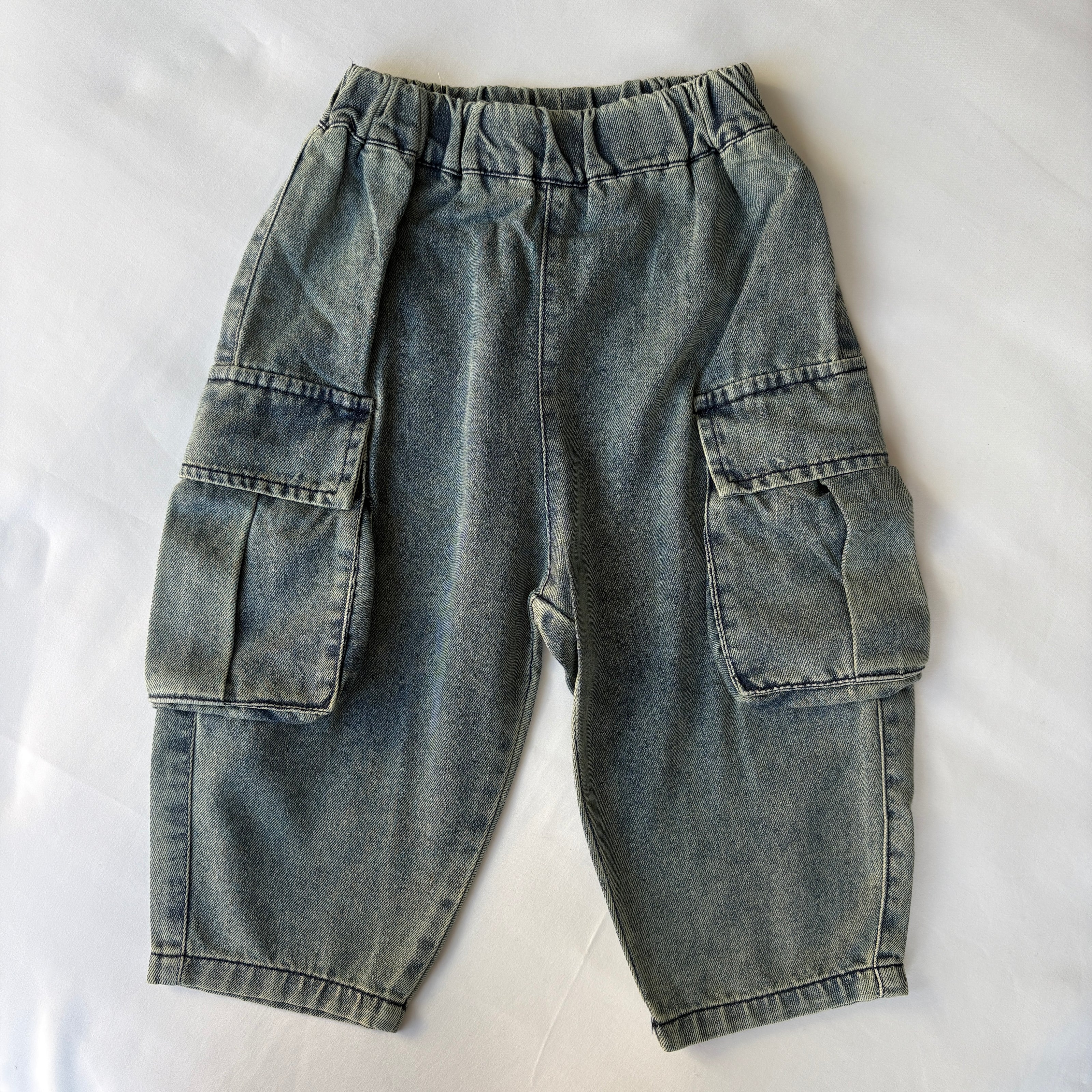 Oversized Cargo Jeans