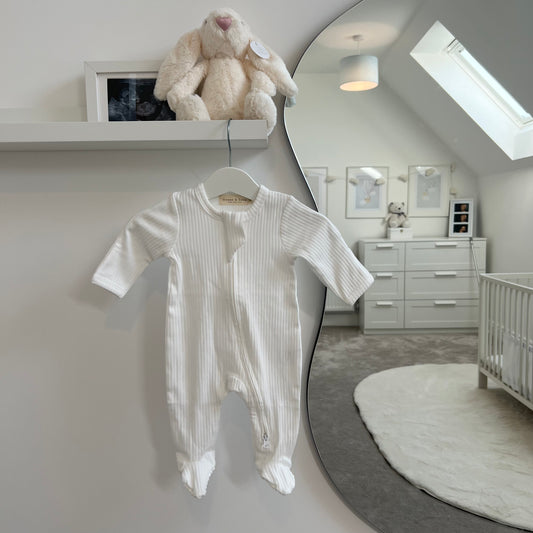 Baby sleepsuit white 1