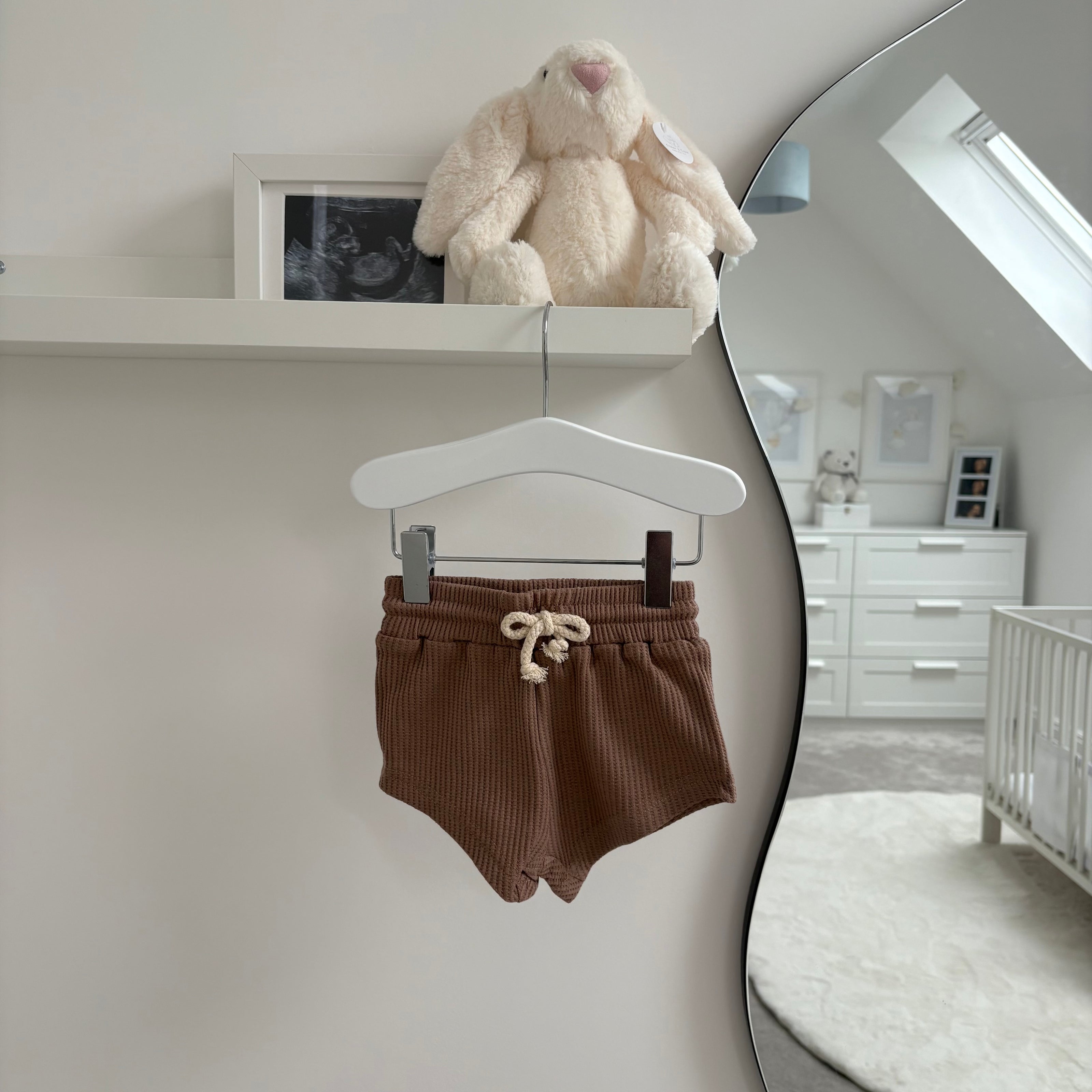 baby waffle outfit in organic cotton with top and shorts set